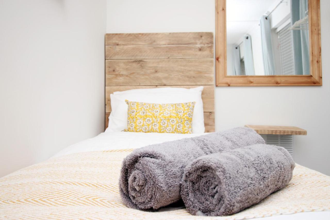 Sleeps 6, Smart Tv'S, Parking Swansea & Morriston Hospital Apartment Bagian luar foto